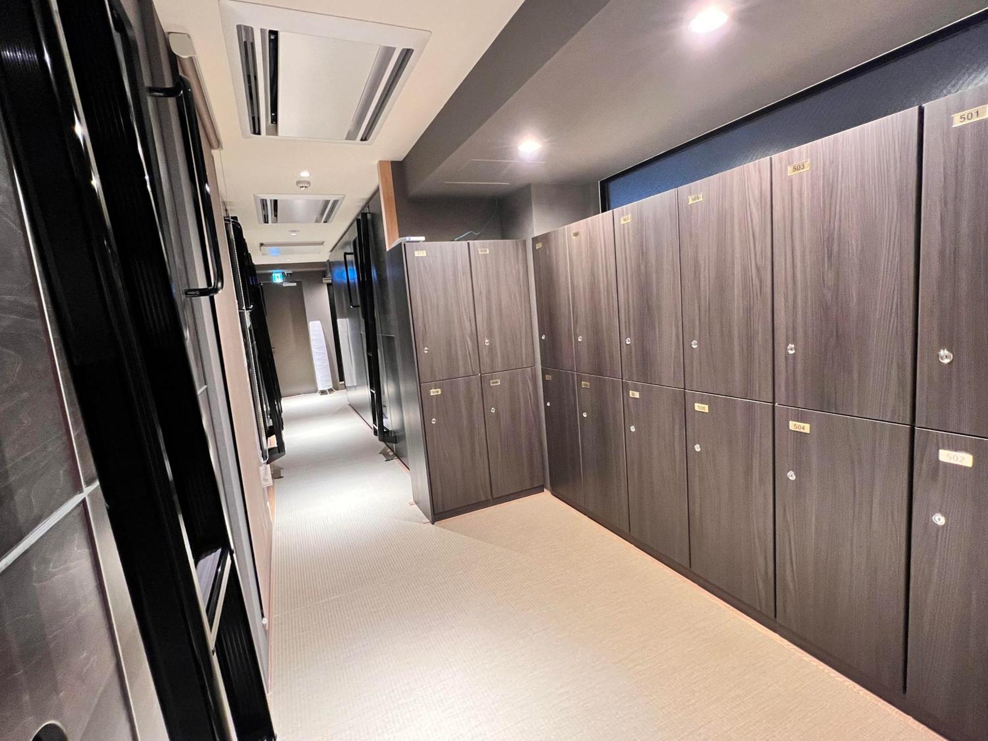 Capsule Hotel Suzumoriya Tokyo Eksteriør bilde